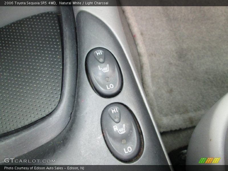 Natural White / Light Charcoal 2006 Toyota Sequoia SR5 4WD
