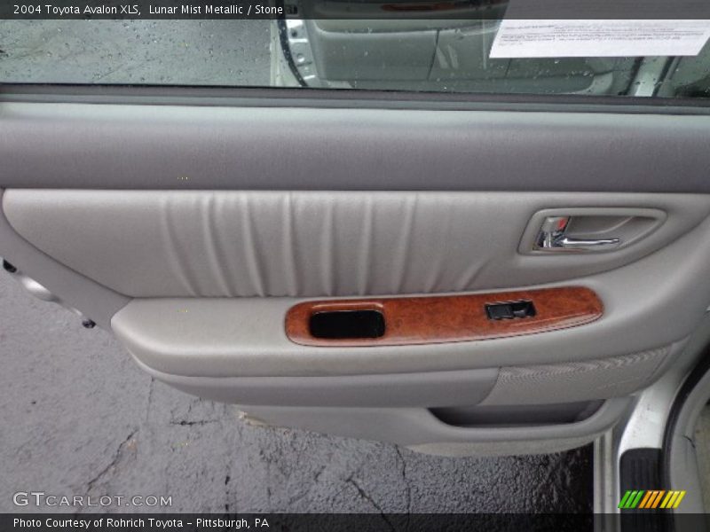 Lunar Mist Metallic / Stone 2004 Toyota Avalon XLS