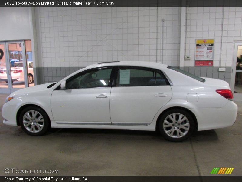 Blizzard White Pearl / Light Gray 2011 Toyota Avalon Limited