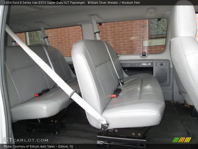 Brilliant Silver Metallic / Medium Flint 2009 Ford E Series Van E350 Super Duty XLT Passenger