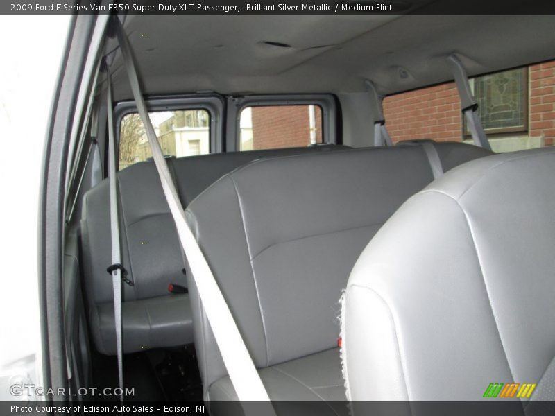 Brilliant Silver Metallic / Medium Flint 2009 Ford E Series Van E350 Super Duty XLT Passenger