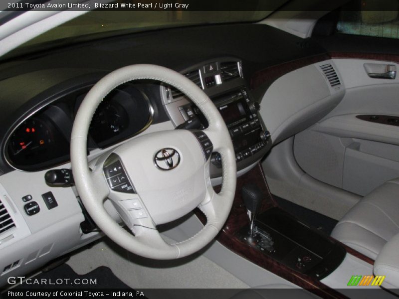 Blizzard White Pearl / Light Gray 2011 Toyota Avalon Limited