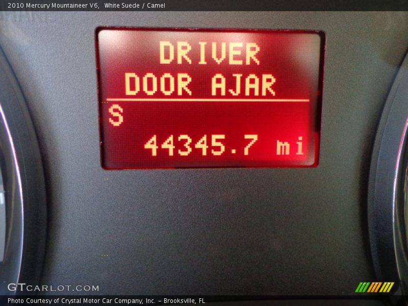 White Suede / Camel 2010 Mercury Mountaineer V6