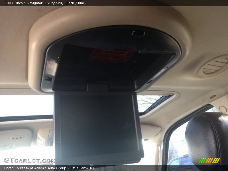 Black / Black 2003 Lincoln Navigator Luxury 4x4