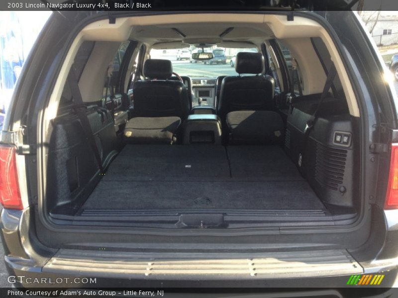 Black / Black 2003 Lincoln Navigator Luxury 4x4
