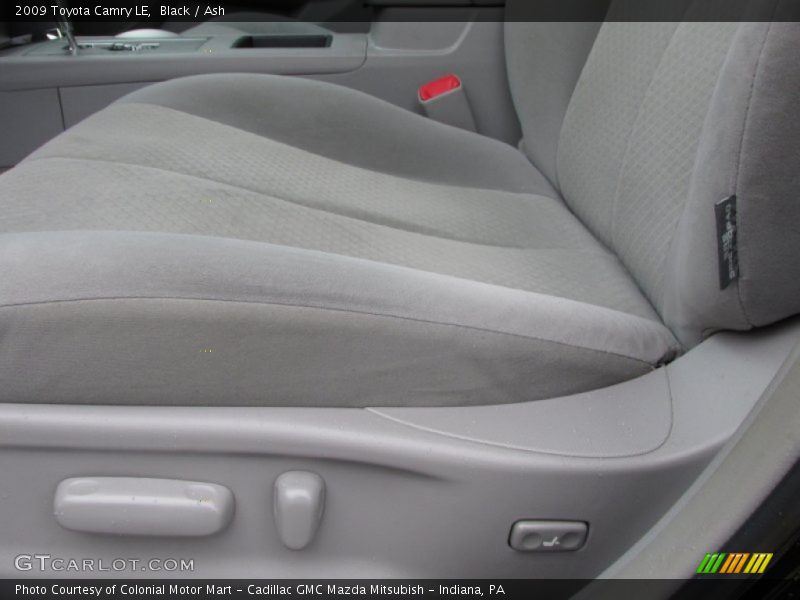 Black / Ash 2009 Toyota Camry LE