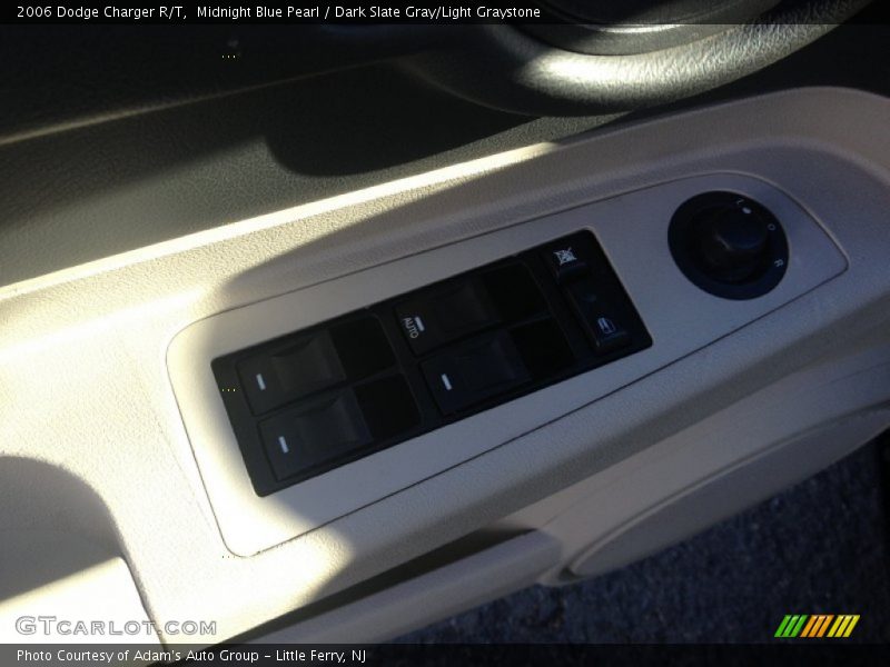 Midnight Blue Pearl / Dark Slate Gray/Light Graystone 2006 Dodge Charger R/T