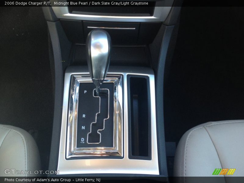 Midnight Blue Pearl / Dark Slate Gray/Light Graystone 2006 Dodge Charger R/T