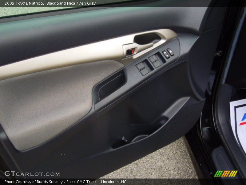 Black Sand Mica / Ash Gray 2009 Toyota Matrix S