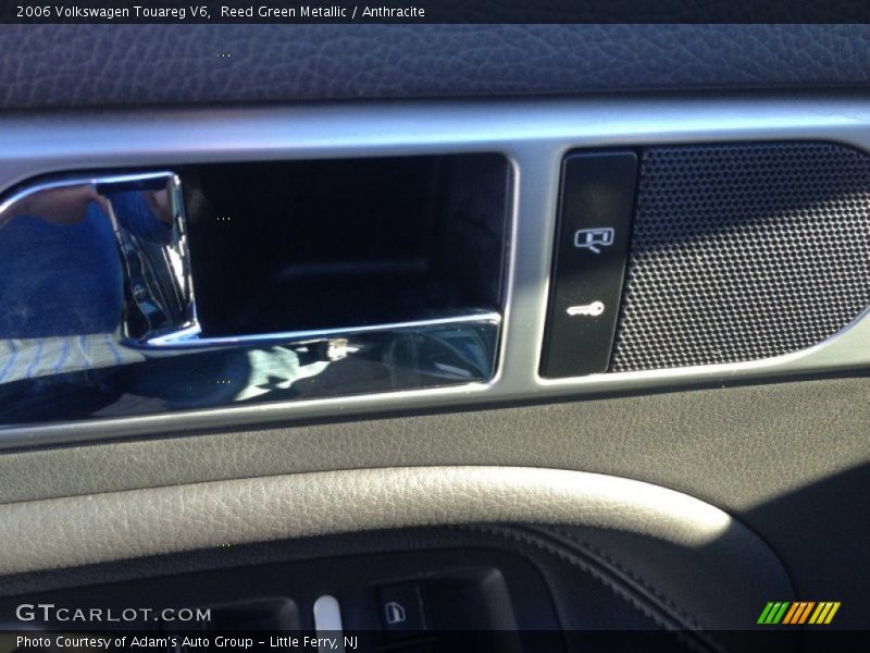 Reed Green Metallic / Anthracite 2006 Volkswagen Touareg V6