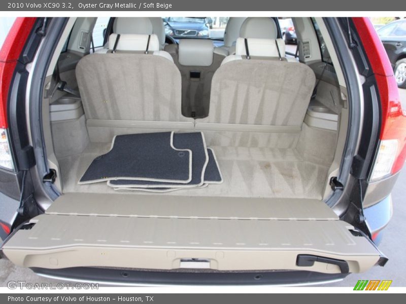 Oyster Gray Metallic / Soft Beige 2010 Volvo XC90 3.2