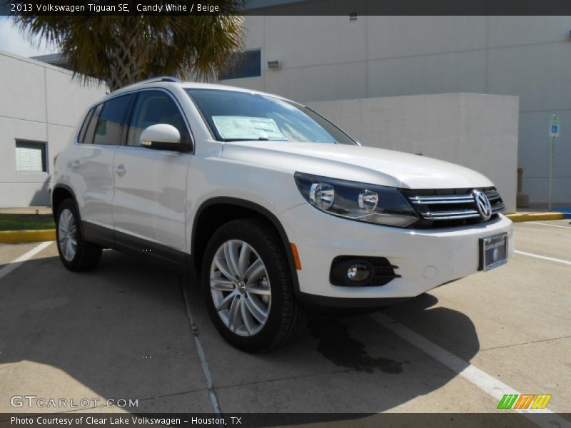 Candy White / Beige 2013 Volkswagen Tiguan SE