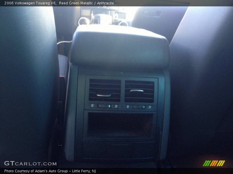 Reed Green Metallic / Anthracite 2006 Volkswagen Touareg V6