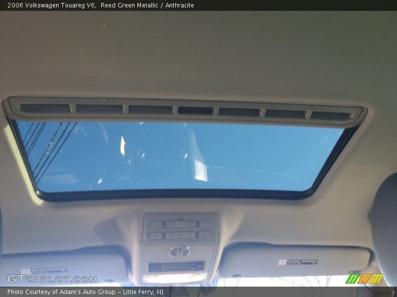 Reed Green Metallic / Anthracite 2006 Volkswagen Touareg V6