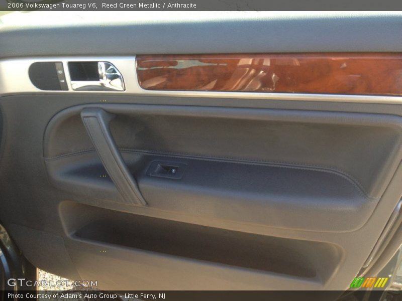 Reed Green Metallic / Anthracite 2006 Volkswagen Touareg V6