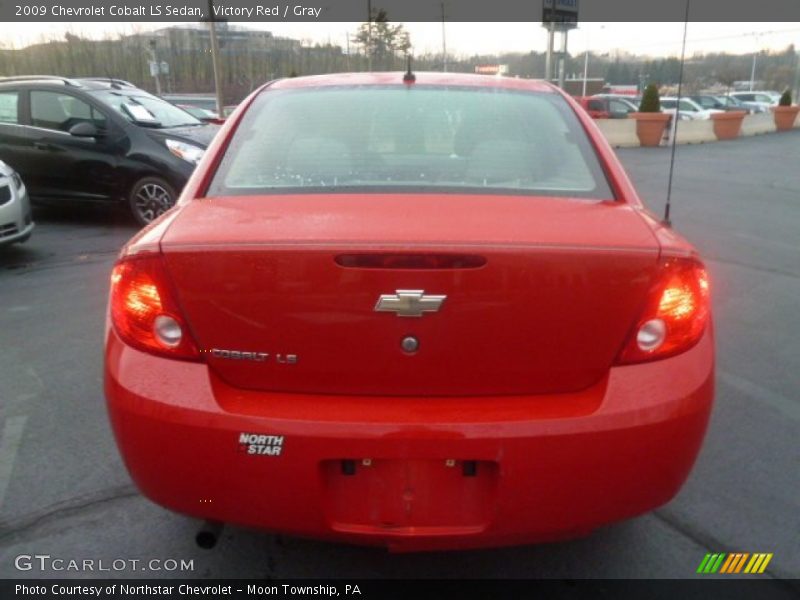 Victory Red / Gray 2009 Chevrolet Cobalt LS Sedan