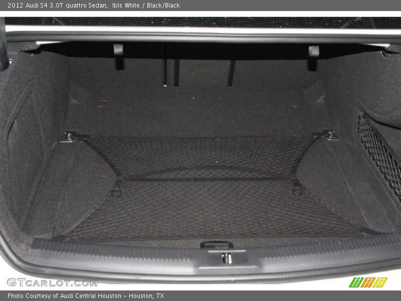  2012 S4 3.0T quattro Sedan Trunk