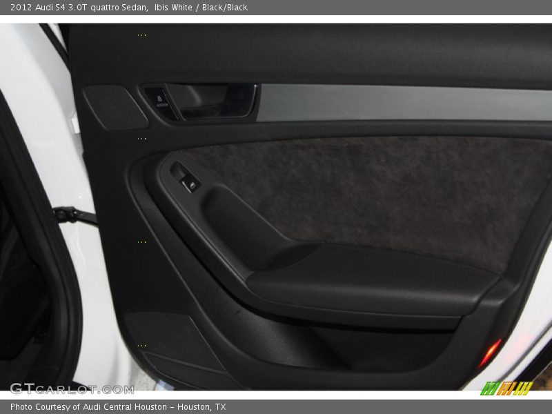 Ibis White / Black/Black 2012 Audi S4 3.0T quattro Sedan