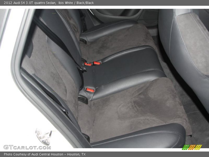 Ibis White / Black/Black 2012 Audi S4 3.0T quattro Sedan