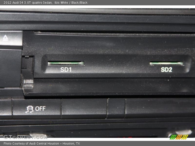 Ibis White / Black/Black 2012 Audi S4 3.0T quattro Sedan