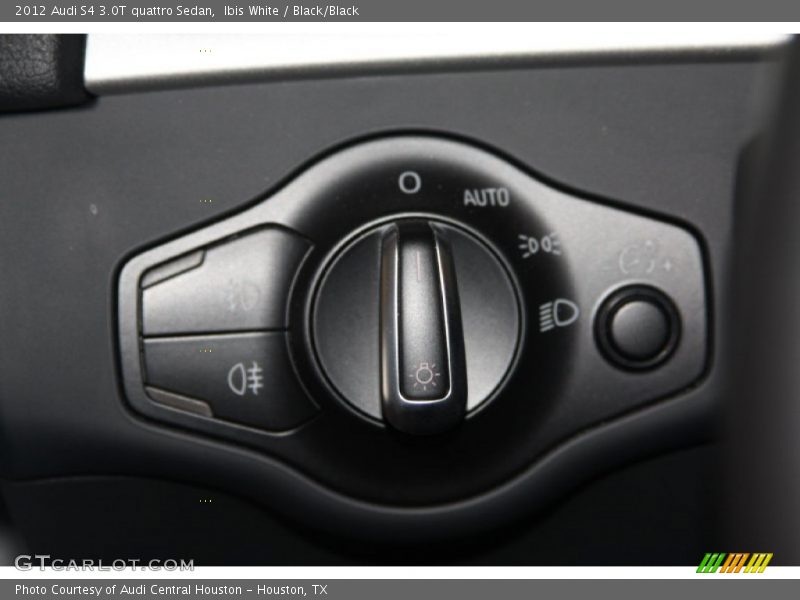 Ibis White / Black/Black 2012 Audi S4 3.0T quattro Sedan