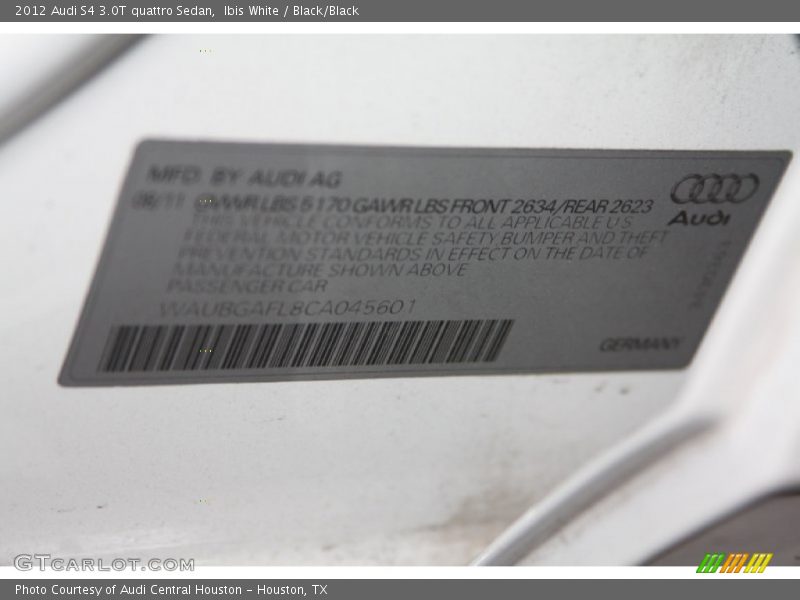 Ibis White / Black/Black 2012 Audi S4 3.0T quattro Sedan