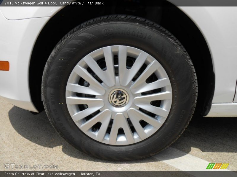 Candy White / Titan Black 2013 Volkswagen Golf 4 Door