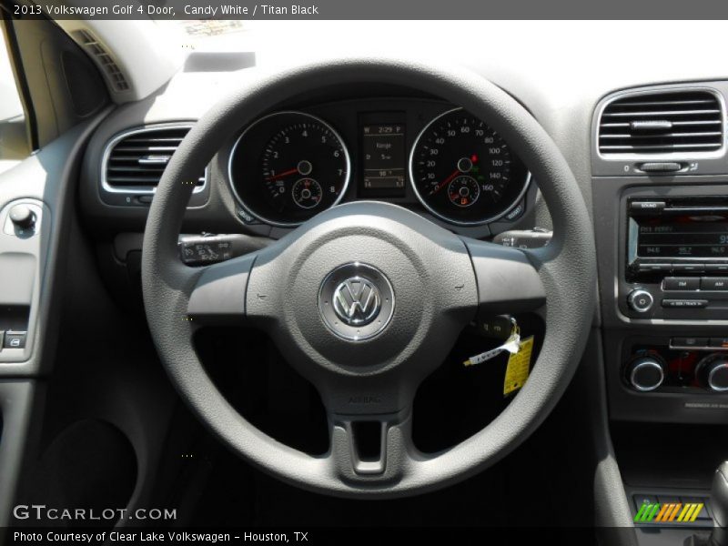Candy White / Titan Black 2013 Volkswagen Golf 4 Door