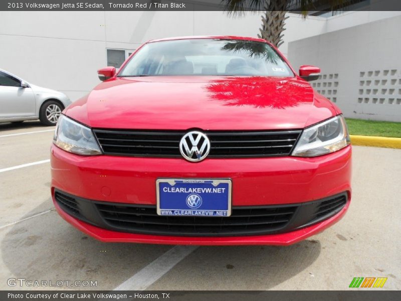 Tornado Red / Titan Black 2013 Volkswagen Jetta SE Sedan