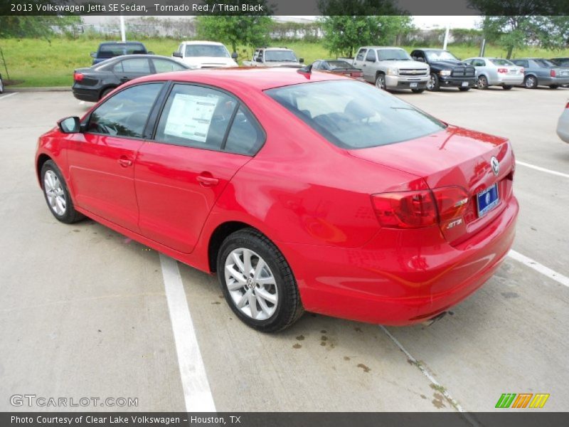Tornado Red / Titan Black 2013 Volkswagen Jetta SE Sedan