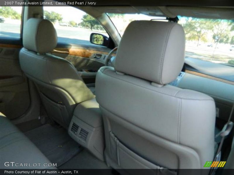 Cassis Red Pearl / Ivory 2007 Toyota Avalon Limited