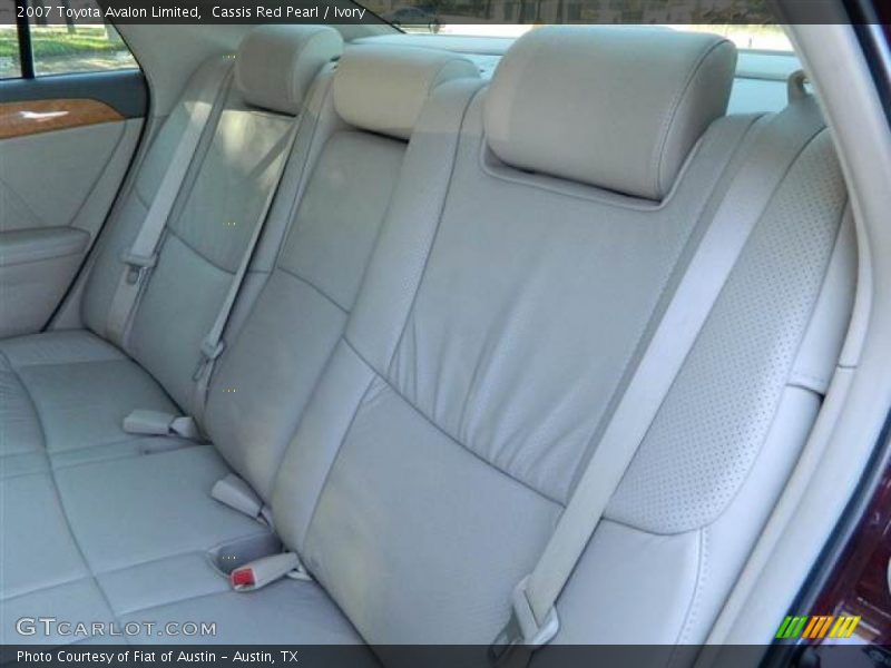 Cassis Red Pearl / Ivory 2007 Toyota Avalon Limited