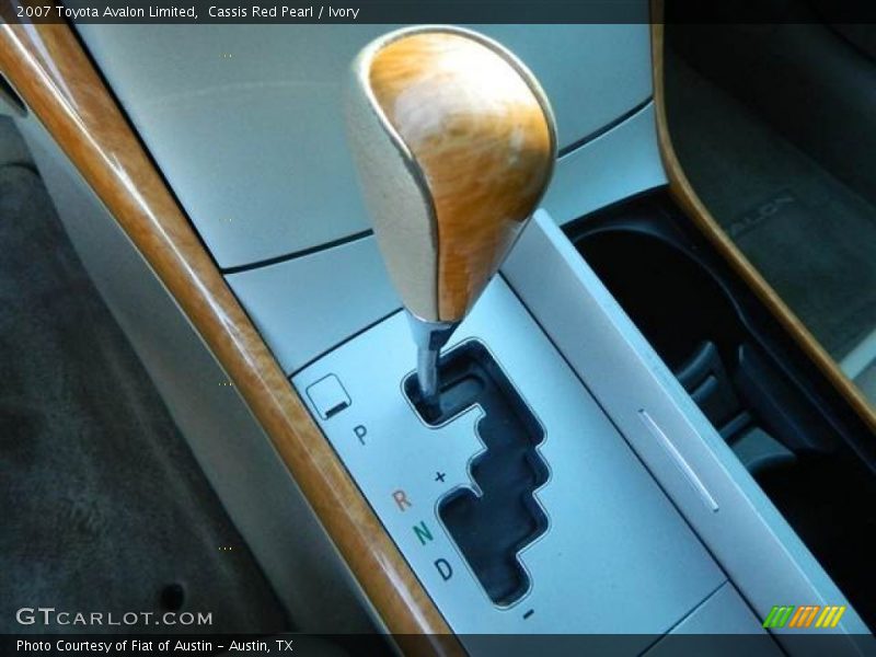 Cassis Red Pearl / Ivory 2007 Toyota Avalon Limited