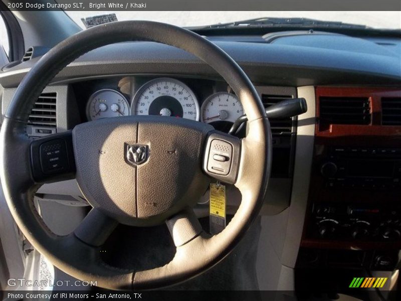 Bright White / Khaki 2005 Dodge Durango SLT