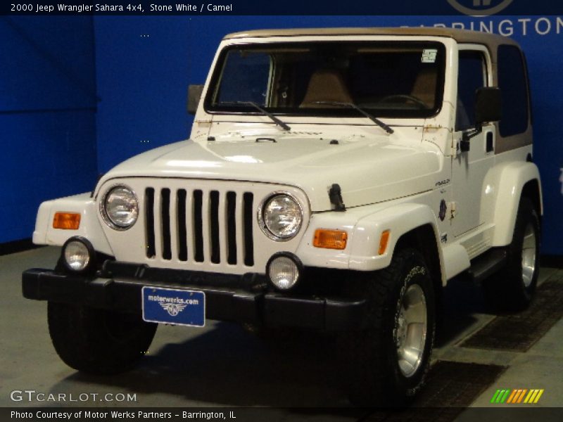 Stone White / Camel 2000 Jeep Wrangler Sahara 4x4