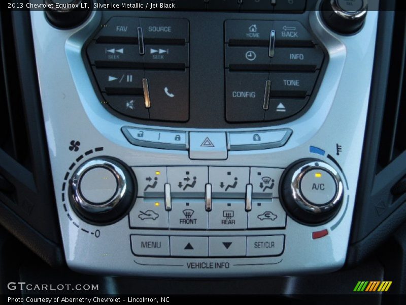 Silver Ice Metallic / Jet Black 2013 Chevrolet Equinox LT