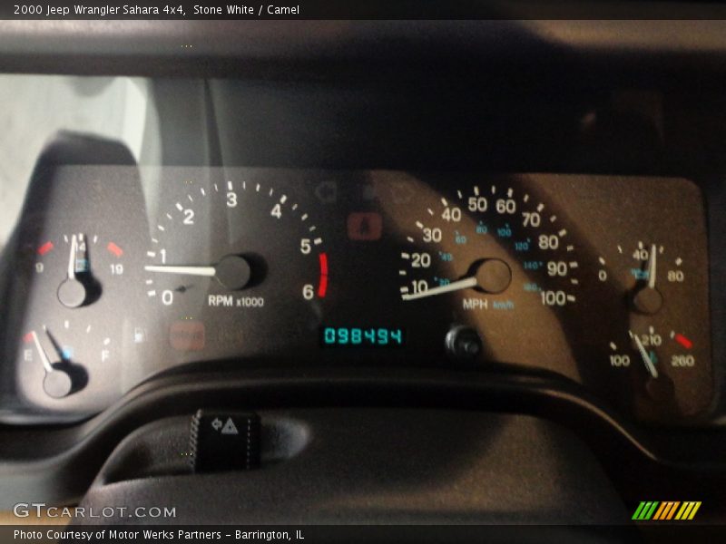 Stone White / Camel 2000 Jeep Wrangler Sahara 4x4