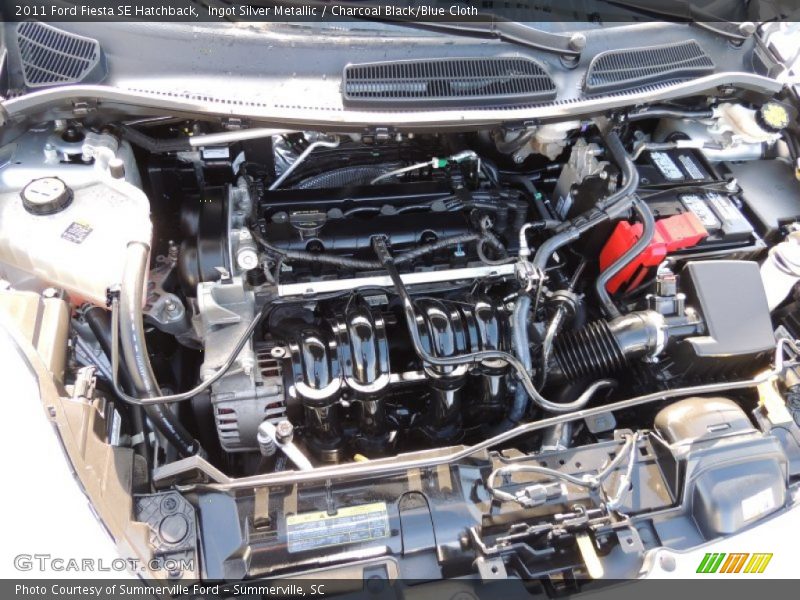 Ingot Silver Metallic / Charcoal Black/Blue Cloth 2011 Ford Fiesta SE Hatchback