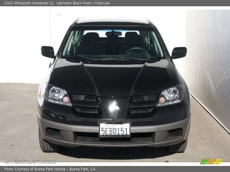 Labrador Black Pearl / Charcoal 2003 Mitsubishi Outlander LS