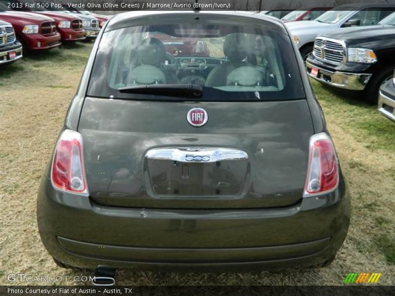 Verde Oliva (Olive Green) / Marrone/Avorio (Brown/Ivory) 2013 Fiat 500 Pop