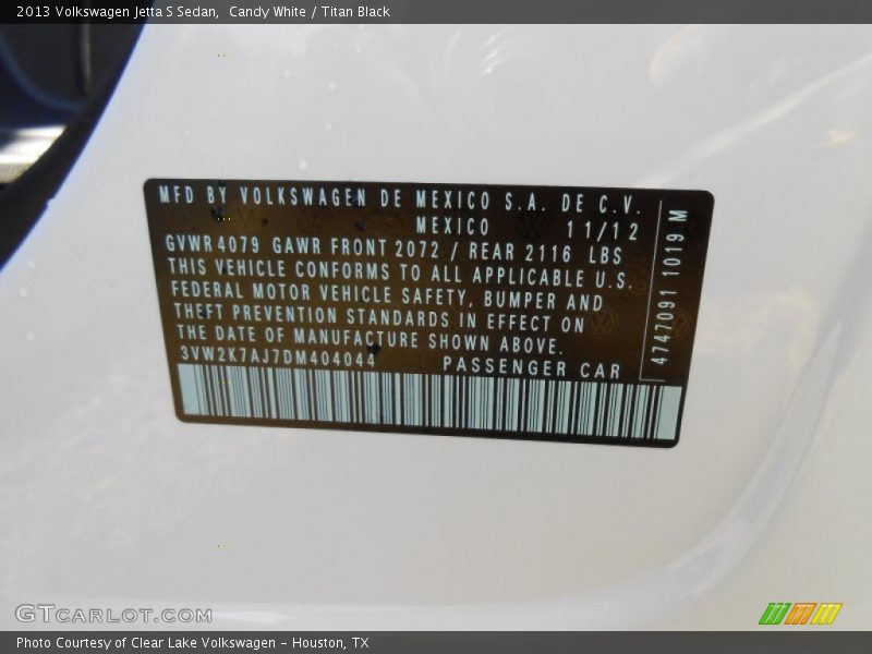 Candy White / Titan Black 2013 Volkswagen Jetta S Sedan