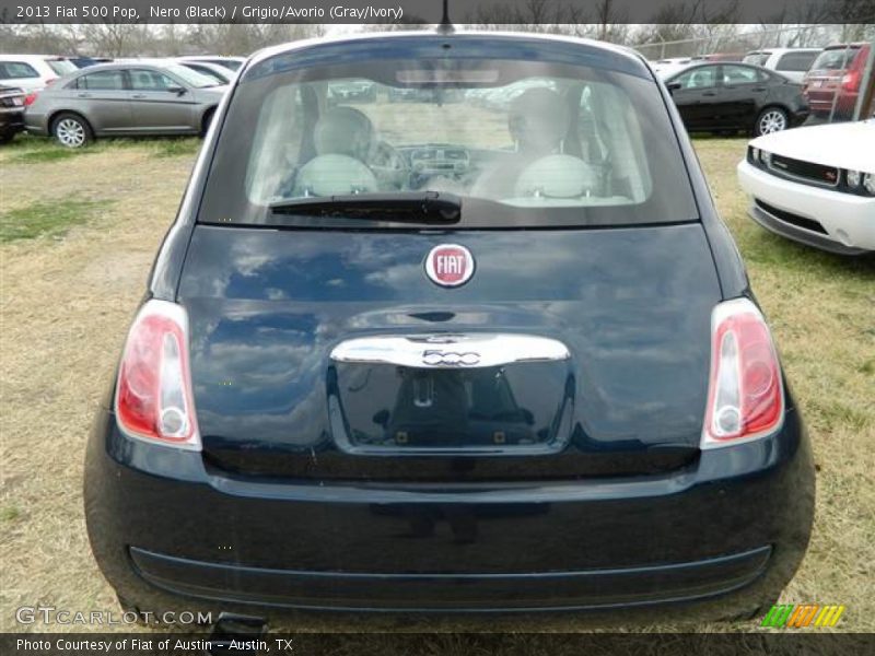 Nero (Black) / Grigio/Avorio (Gray/Ivory) 2013 Fiat 500 Pop