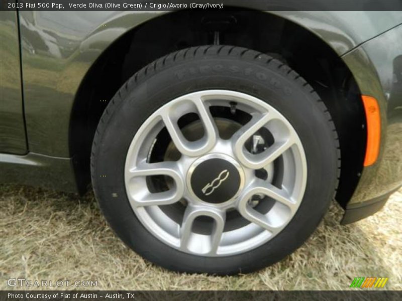 Verde Oliva (Olive Green) / Grigio/Avorio (Gray/Ivory) 2013 Fiat 500 Pop