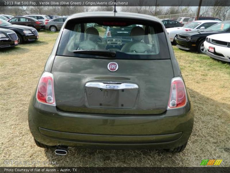 Verde Oliva (Olive Green) / Grigio/Avorio (Gray/Ivory) 2013 Fiat 500 Pop