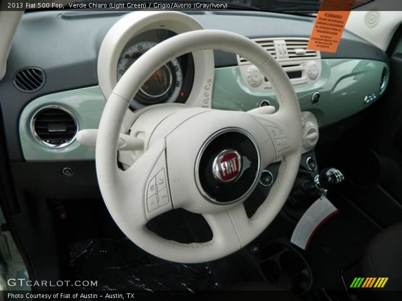 Verde Chiaro (Light Green) / Grigio/Avorio (Gray/Ivory) 2013 Fiat 500 Pop