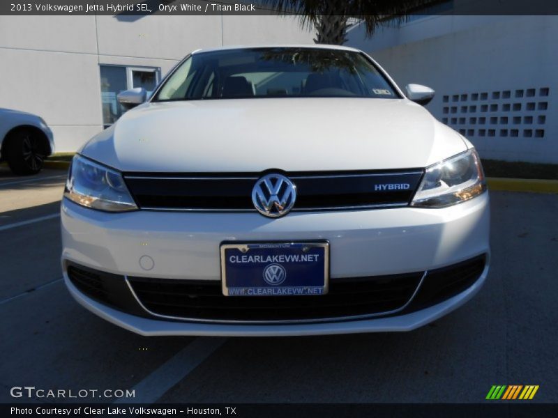 Oryx White / Titan Black 2013 Volkswagen Jetta Hybrid SEL