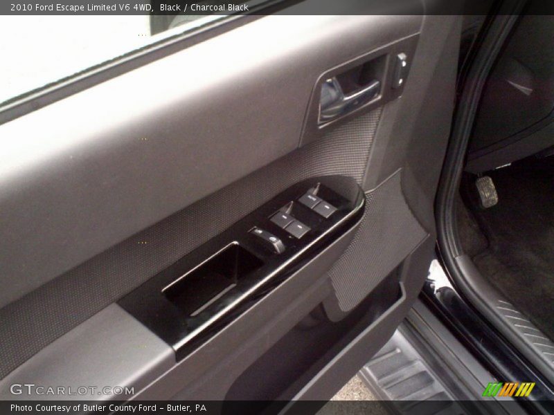 Black / Charcoal Black 2010 Ford Escape Limited V6 4WD