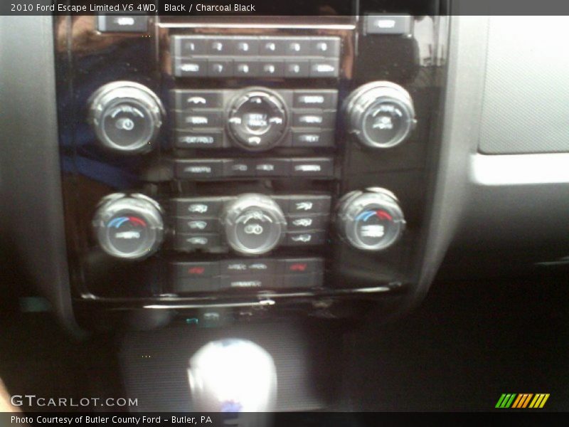 Black / Charcoal Black 2010 Ford Escape Limited V6 4WD