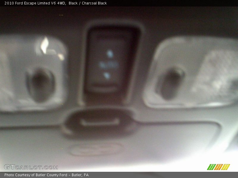 Black / Charcoal Black 2010 Ford Escape Limited V6 4WD