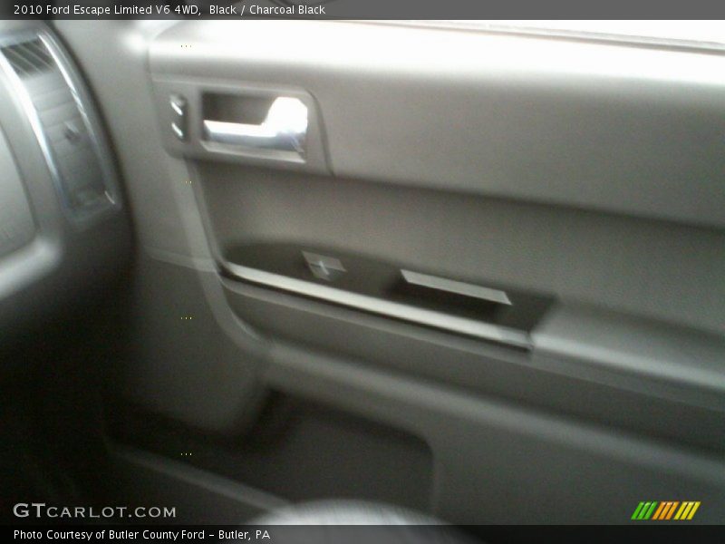 Black / Charcoal Black 2010 Ford Escape Limited V6 4WD